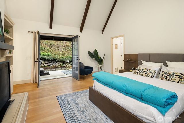 3530 W Laurelhurst Drive NE, Seattle, WA 98105