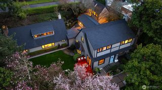 3530 W Laurelhurst Drive NE, Seattle, WA 98105