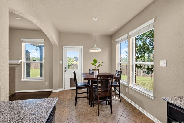 15950 Cardinal Pt, Selma, TX 78154