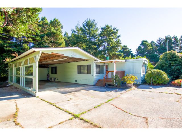 1600 RHODODENDRON Dr 279, Florence, OR 97439