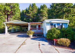 1600 RHODODENDRON Dr 279, Florence, OR 97439