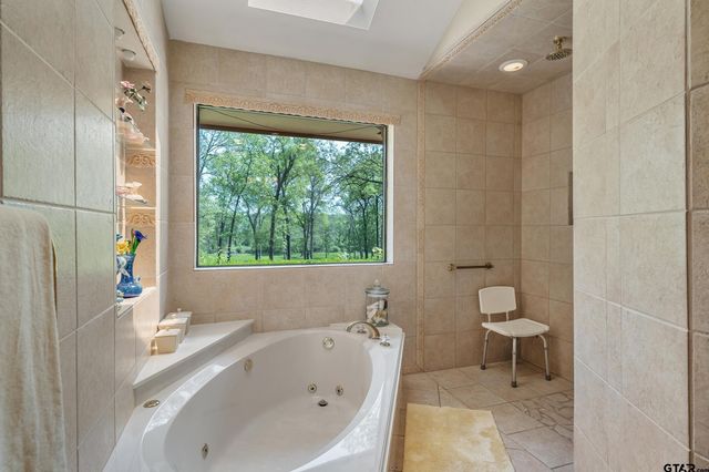 18843 Falls Creek, Flint, TX 75762