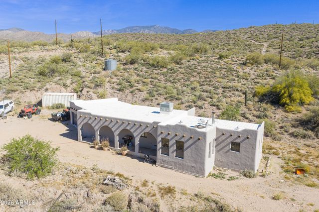 35220 S Rebel Pass --, Morristown, AZ 85342