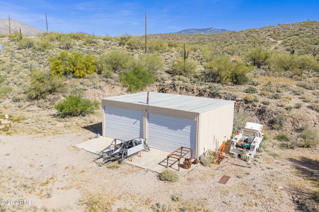 35220 S Rebel Pass --, Morristown, AZ 85342