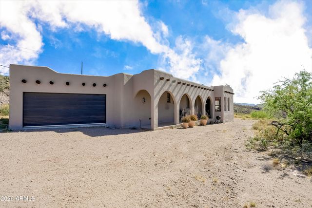 35220 S Rebel Pass --, Morristown, AZ 85342