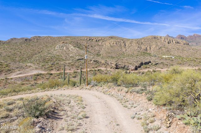 35220 S Rebel Pass --, Morristown, AZ 85342