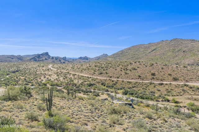 35220 S Rebel Pass --, Morristown, AZ 85342