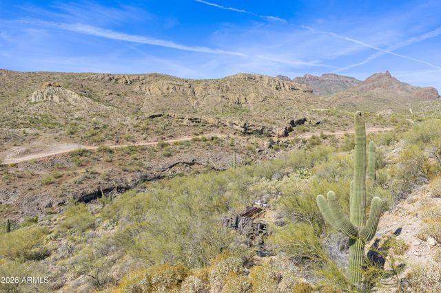 35220 S Rebel Pass --, Morristown, AZ 85342