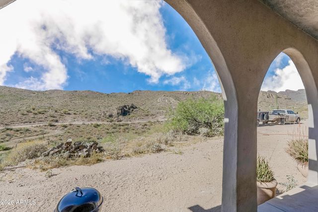 35220 S Rebel Pass --, Morristown, AZ 85342