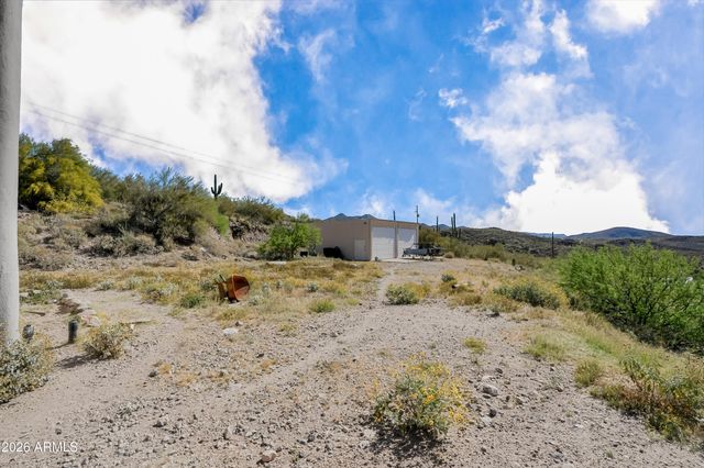 35220 S Rebel Pass --, Morristown, AZ 85342