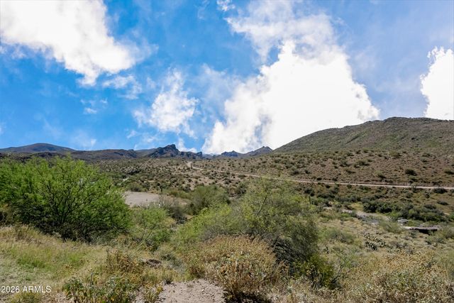 35220 S Rebel Pass --, Morristown, AZ 85342