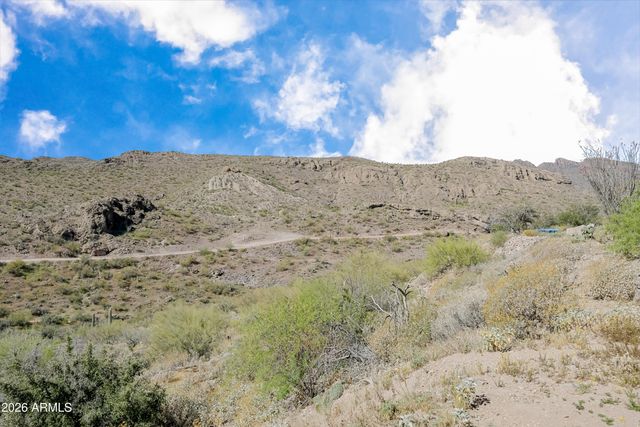 35220 S Rebel Pass --, Morristown, AZ 85342