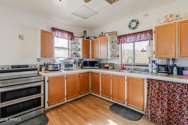 35220 S Rebel Pass --, Morristown, AZ 85342