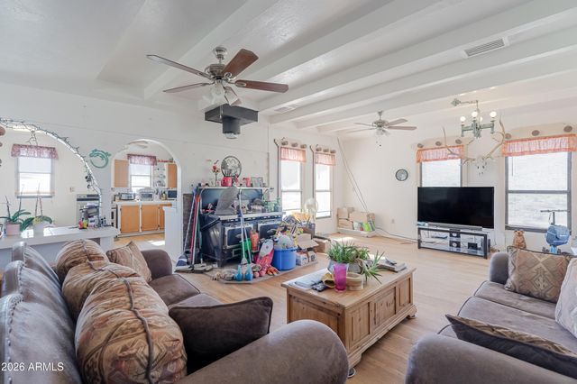 35220 S Rebel Pass --, Morristown, AZ 85342