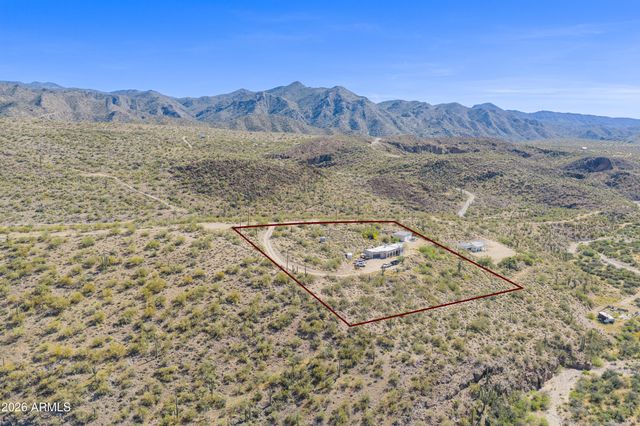 35220 S Rebel Pass --, Morristown, AZ 85342