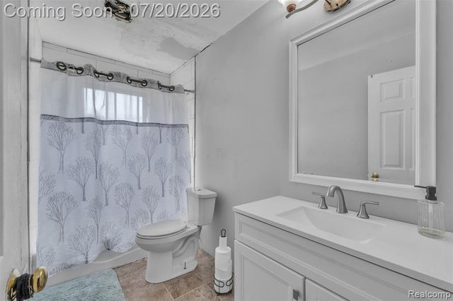 30869 Stephen Ct Court, Westland, MI 48185