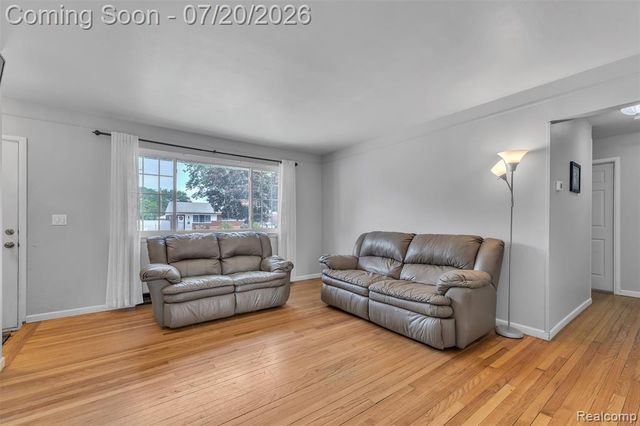 30869 Stephen Ct Court, Westland, MI 48185