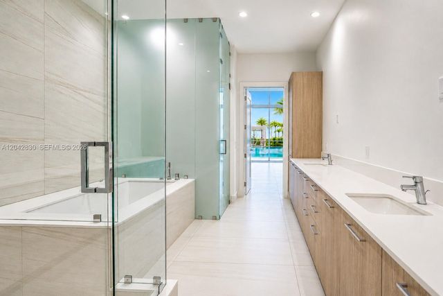 153 N Seabreeze Boulevard 401, Fort Lauderdale, FL 33304