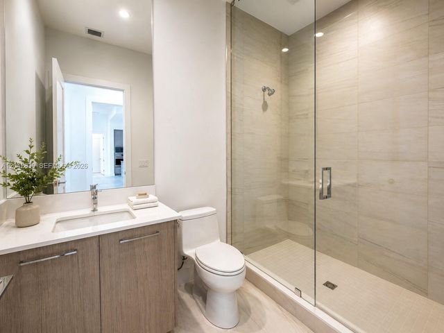 153 N Seabreeze Boulevard 401, Fort Lauderdale, FL 33304