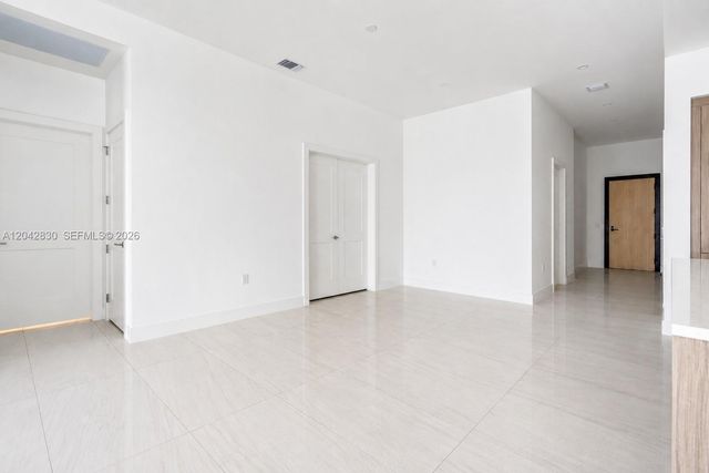 153 N Seabreeze Boulevard 401, Fort Lauderdale, FL 33304