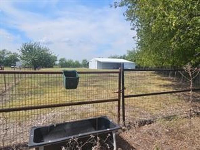 2611 Zachary Drive, Blue Ridge, TX 75424