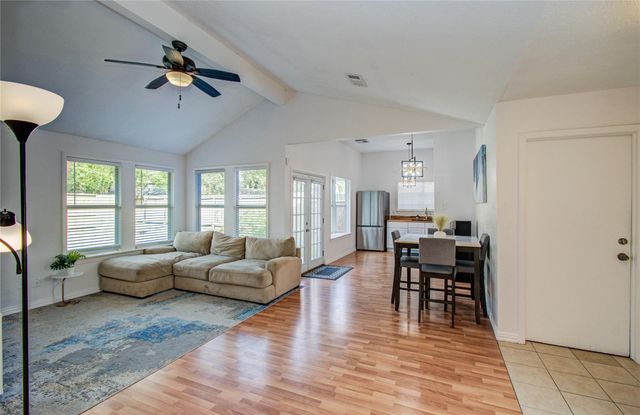 2711 N Belgravia Drive, Pearland, TX 77584