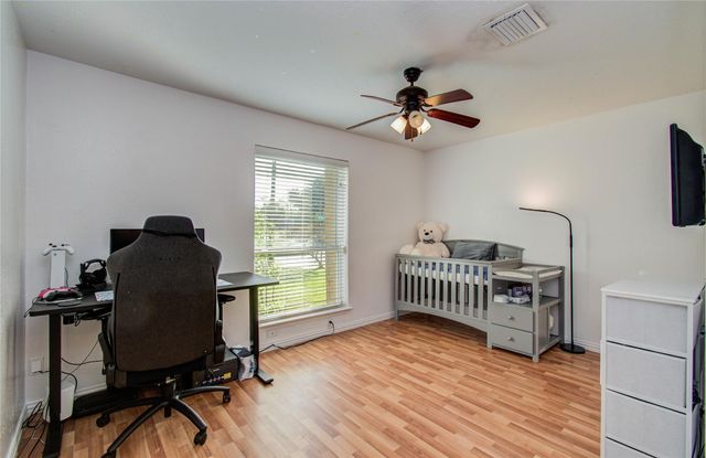 2711 N Belgravia Drive, Pearland, TX 77584