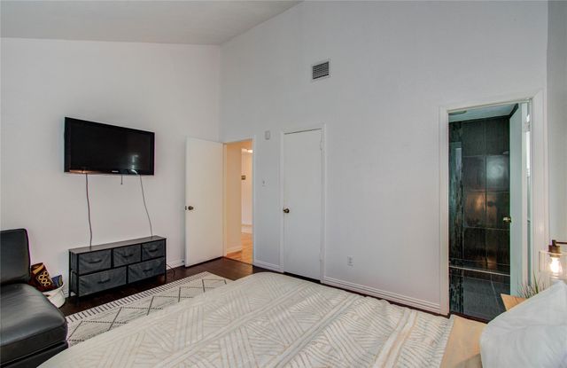 2711 N Belgravia Drive, Pearland, TX 77584