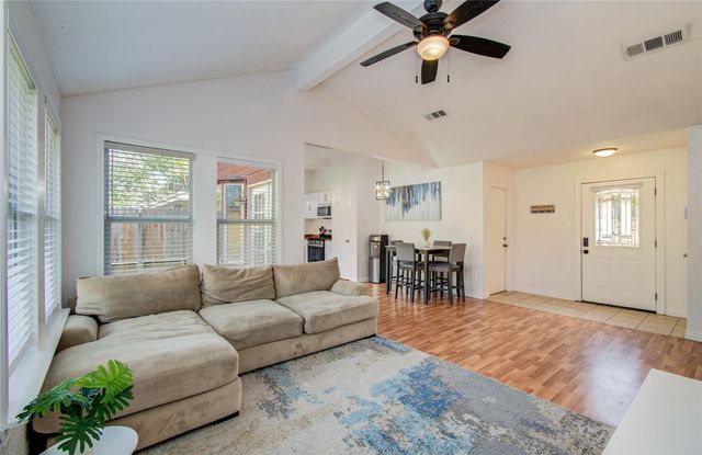 2711 N Belgravia Drive, Pearland, TX 77584