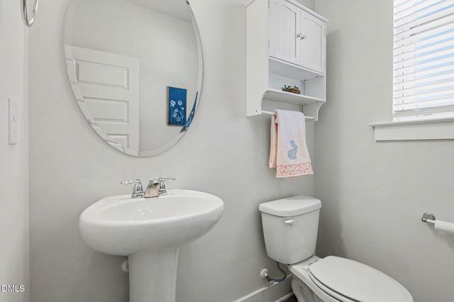 209 Fast Pitch Lane, Four Oaks, NC 27524