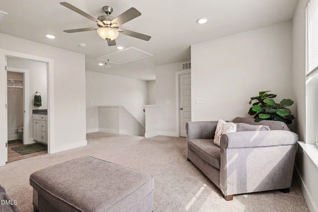 209 Fast Pitch Lane, Four Oaks, NC 27524