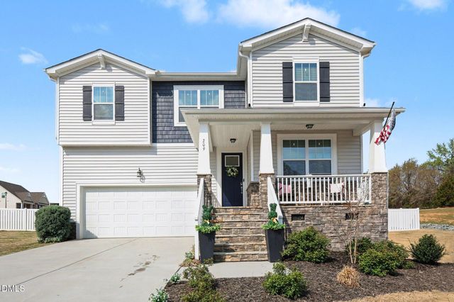 209 Fast Pitch Lane, Four Oaks, NC 27524