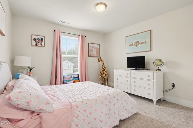 209 Fast Pitch Lane, Four Oaks, NC 27524