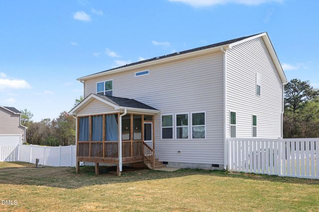 209 Fast Pitch Lane, Four Oaks, NC 27524