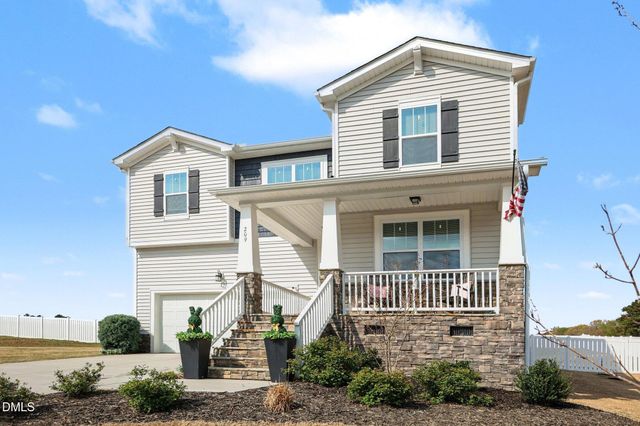 209 Fast Pitch Lane, Four Oaks, NC 27524