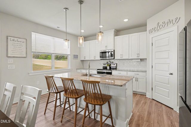 209 Fast Pitch Lane, Four Oaks, NC 27524