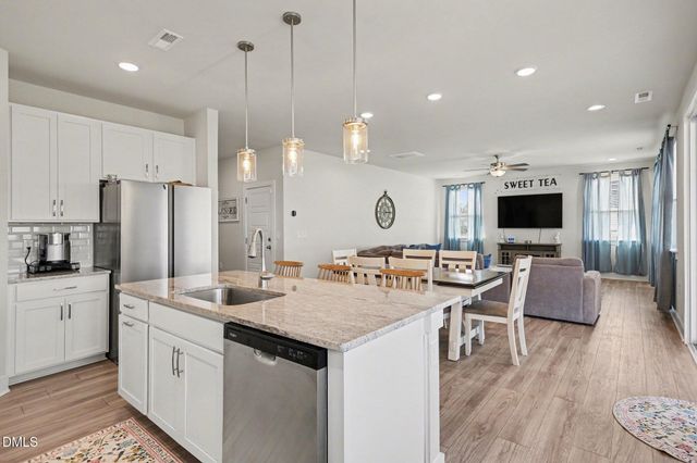 209 Fast Pitch Lane, Four Oaks, NC 27524