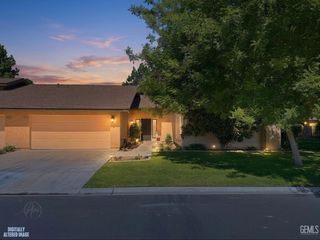 2200 El Portal Dr 36, Bakersfield, CA 93309