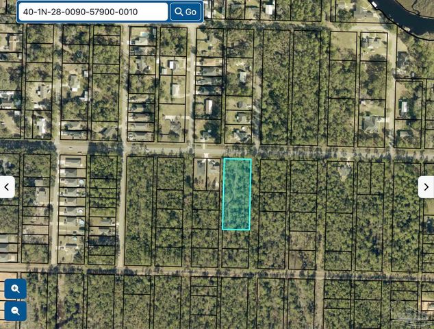 Del Monte St, Milton, FL 32583