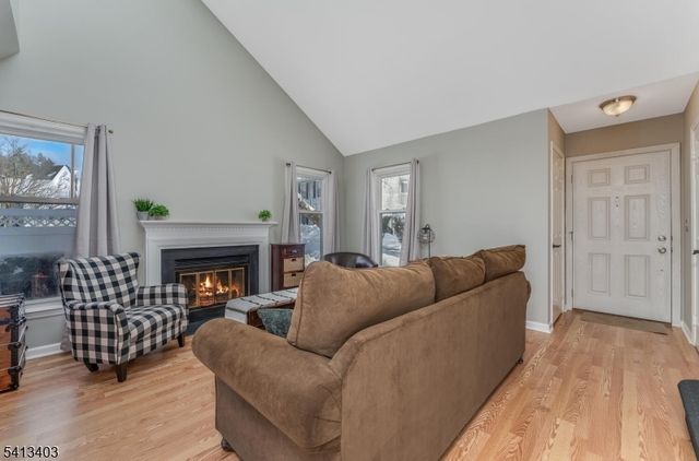 95 Huckleberry Ct, Readington Twp., NJ 08887