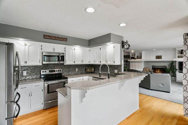 1772 Lafayette Lane, Mound, MN 55364