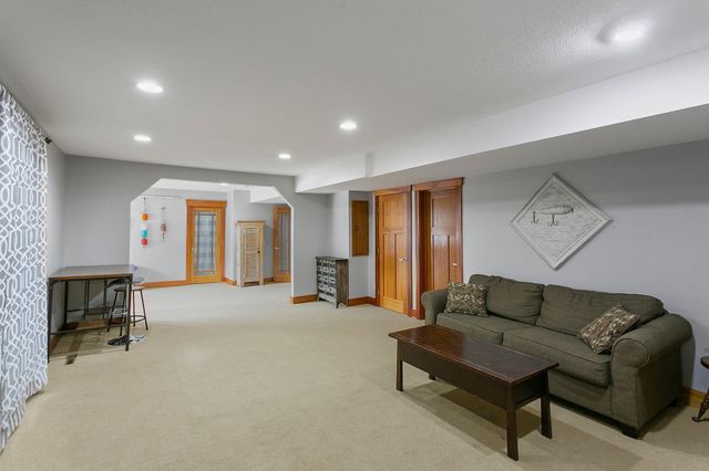 1772 Lafayette Lane, Mound, MN 55364
