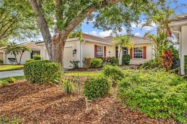 878 CHALMERS DRIVE 878, Venice, FL 34293