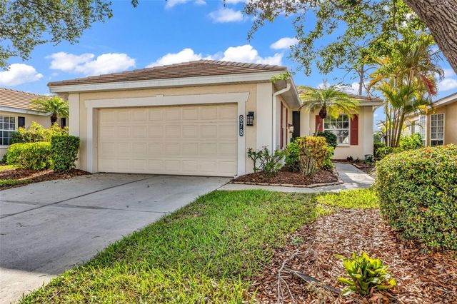 878 CHALMERS DRIVE 878, Venice, FL 34293