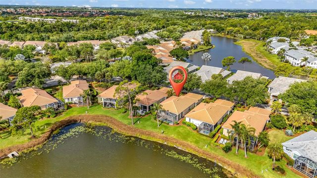 878 CHALMERS DRIVE 878, Venice, FL 34293