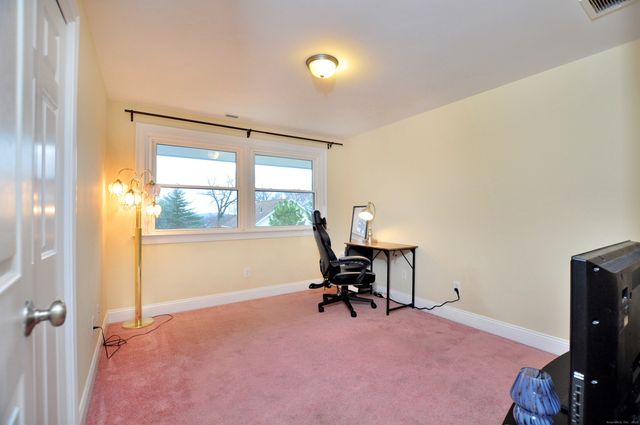 114 El Toro Drive, Bristol, CT 06010