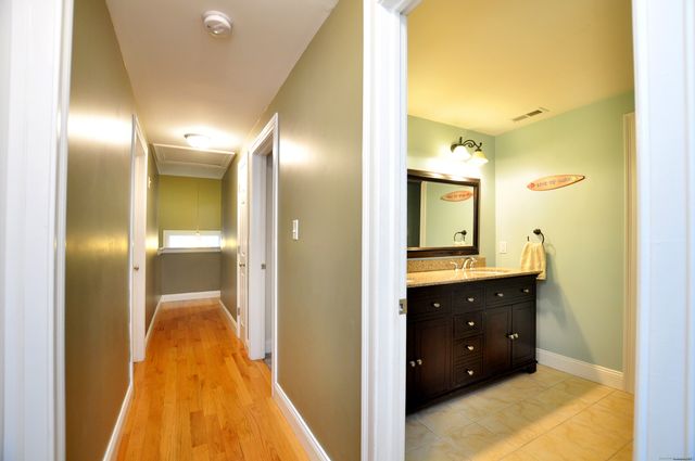 114 El Toro Drive, Bristol, CT 06010