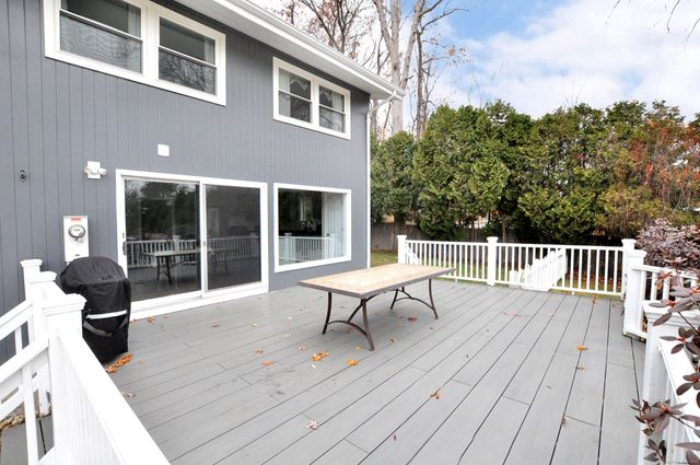 114 El Toro Drive, Bristol, CT 06010