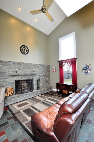 114 El Toro Drive, Bristol, CT 06010