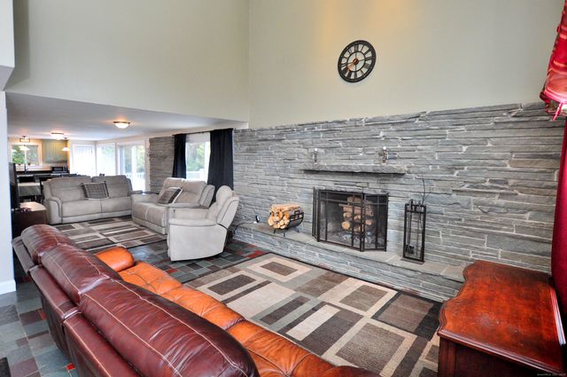 114 El Toro Drive, Bristol, CT 06010